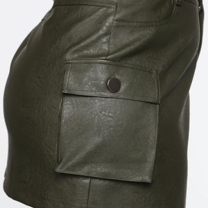 Olive mini skirt